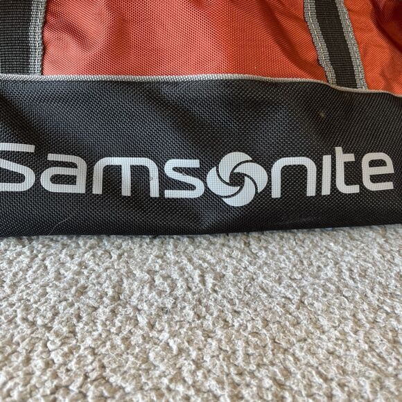 Samsonite Carry On Overnight Shoulder Bag Travel Duffle Weekender Luggage - Picture 2 of 15